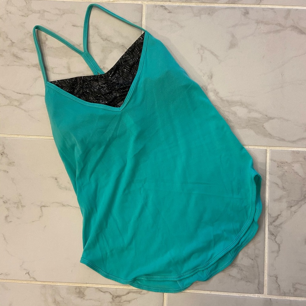 Lululemon workout tank